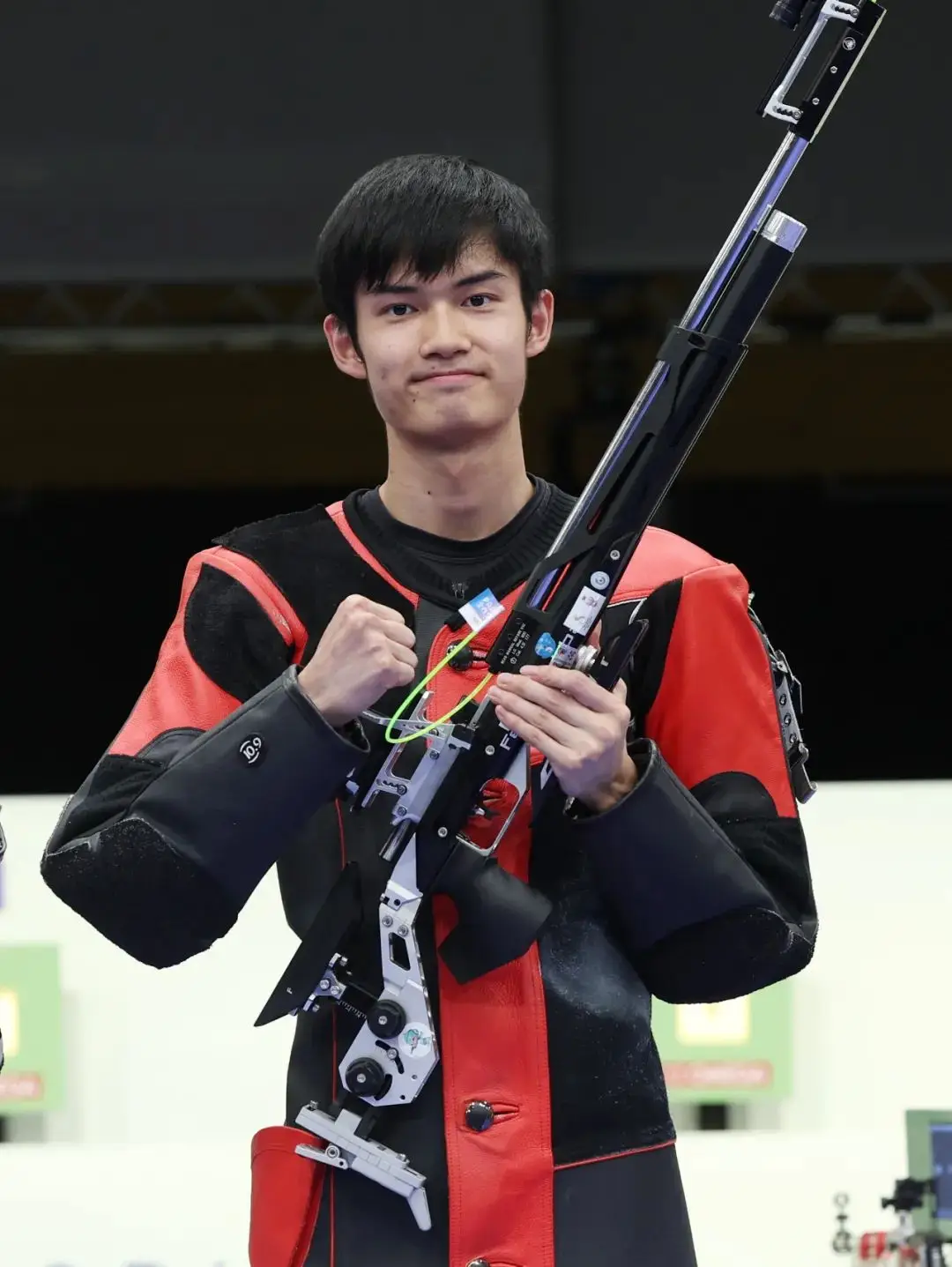 最年轻男子奥运游泳冠军_2020奥运会男子游泳运动员_2021奥运游泳男运动员冠军