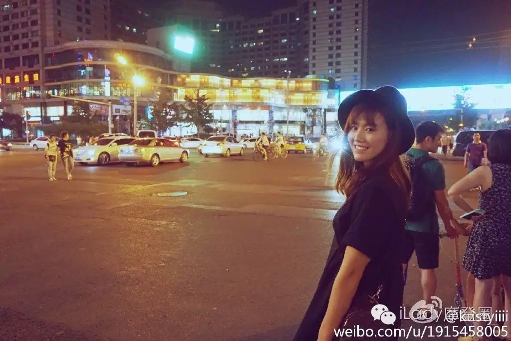 搜索游泳冠军_游泳冠军是哪个动物_狗比赛游泳得了冠军