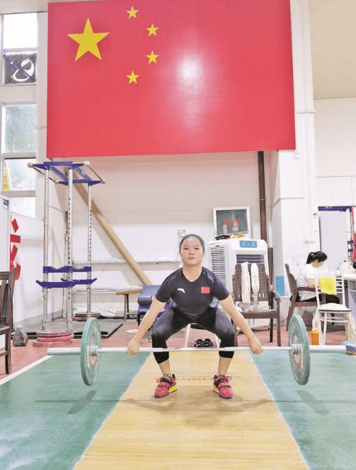 游泳举重跳水射击田径_举重冠军游泳比赛_游泳举重冠军比赛规则