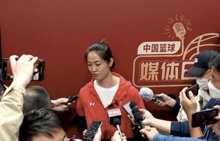 篮球规则第23条_篮球规则条文_篮球规则30条