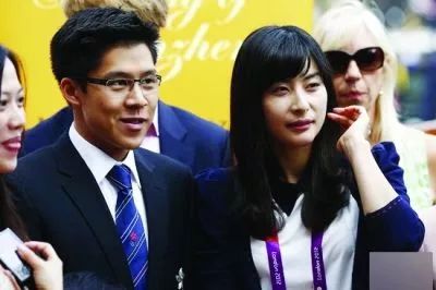 游泳冠军女晶晶_游泳冠军叫什么晶晶_游泳晶晶冠军女孩是谁