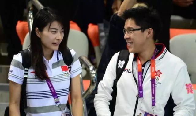 游泳冠军女晶晶_游泳冠军叫什么晶晶_游泳晶晶冠军女孩是谁