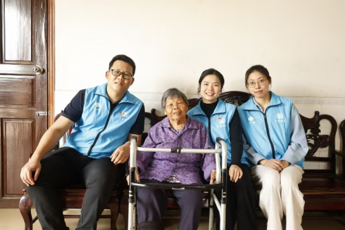 趣事父母生活的句子_和80岁父母生活趣事_趣事父母生活怎么写