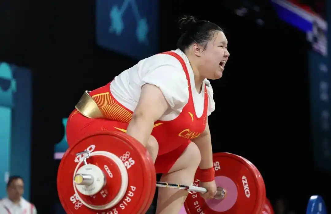 举重冠军女2021李雯雯_女子举重冠军李雯雯_中国女举重冠军雯雯是哪里人